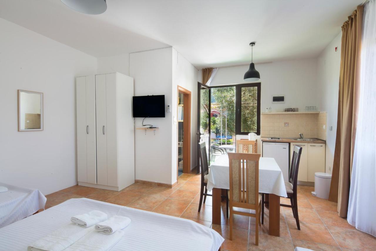 Apartments Al Parma Budva Exterior photo